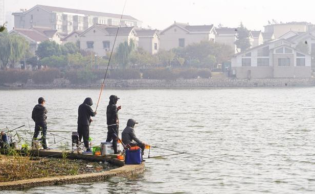 浪大怎么钓鱼